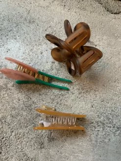 Feng Sway Funky Hair Clips -3 Styles