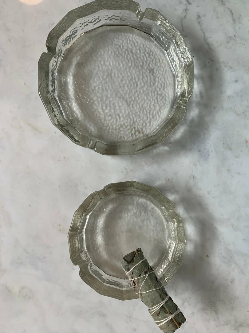 Vintage Glass Iceberg Ashtray - Large 8 Vintage Glass Iceberg Ashtray - Large