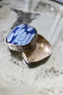 Feng Sway GIFTS Trippy Blue Trinket Box