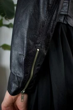 Vintage 80s Black Leather Moto Jacket OUTERWEAR