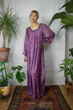 Vintage Purple Floral Saks Fifth Ave Kaftan DRESSES