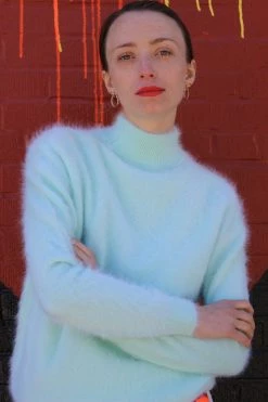 Vintage TOPS Mint Mohair Mock Neck Sweater