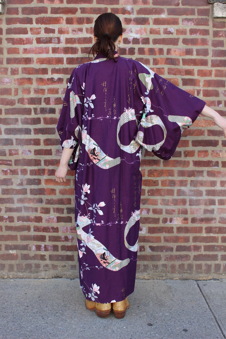 Vintage LOUNGE WEAR Japanese Floral Robe 6 Vintage LOUNGE WEAR Japanese Floral Robe