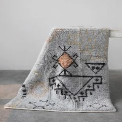 Feng Sway Exclusive Tufted Abstract Rug ~ 4' X 6'