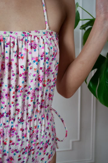 Vintage 60s Floral Angel One Piece Swimsuit 6 Vintage 60s Floral Angel One Piece Swimsuit