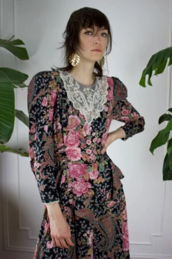 Feng Sway 1980s Floral Lace Prairie Mutton Sleeve Dress DRESSES