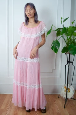 FENG SWAY DRESSES 70s Cotton Cha Cha Gown