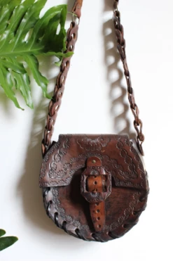 Vintage Mexican Tooled Leather Purse