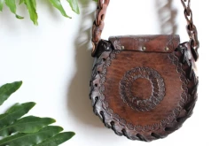 Vintage Mexican Tooled Leather Purse