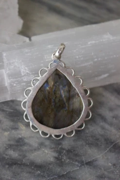 Vintage CRYSTALS Silver And Labradorite Teardrop Pendant
