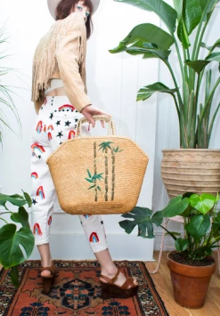 Vintage BAGS + WALLETS Large Bamboo Tree Straw Tote