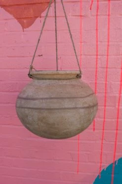 FENG SWAY Large Hanging Plant Urn 6-7" POTS