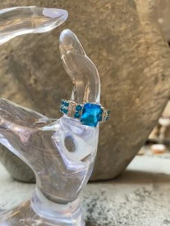 Deep Bleu 925 Ring With Sterling Band~ Joy Heritage Collection
