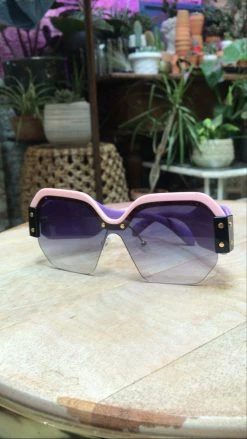Feng Sway Big Purple Ombre Sunnies