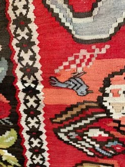 Feng Sway Exclusive South American Rose Kiss Wool Rug