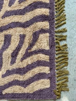 Feng Sway Tufted 80s Inspired Tiger Area Rug