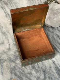 ALL HOME DECOR + ODDITIES Antique Copper Trinket Box