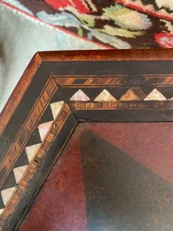 FENG SWAY ALL GARDEN Harlequin Moroccan End Table With Abalone Inlay