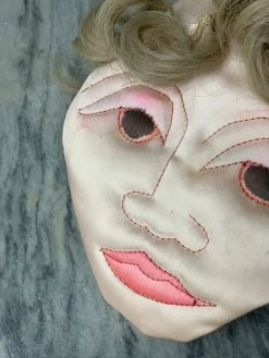 Vintage 1920s Quilted Silk Good Girl Purse BAGS + WALLETS