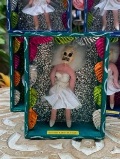 Feng Sway Some Like It HOT ~ In A Box ALTAR TOYS