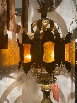 Vintage ALL HOME DECOR + ODDITIES Regal 1930s Brass Lamp