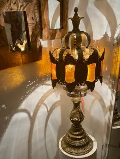 Vintage ALL HOME DECOR + ODDITIES Regal 1930s Brass Lamp