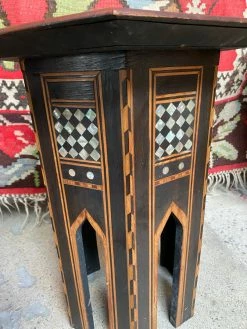 FENG SWAY ALL GARDEN Harlequin Moroccan End Table With Abalone Inlay