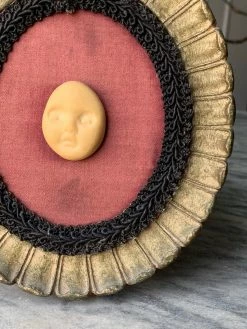 Antique ALL HOME DECOR + ODDITIES RARE Victorian Doll Face Framed Oddity ~ Gilt Framed