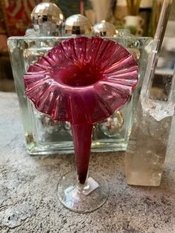 Vintage Swung Ruffle Fuschia Vase