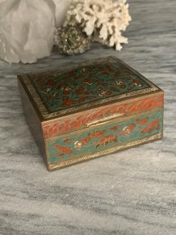 FENG SWAY Sales 23 ALL HOME DECOR + ODDITIES Antique Copper Trinket Box