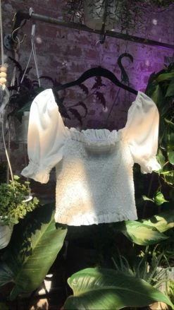 Feng Sway TOPS Prairie Smocked Top (2 Colors)