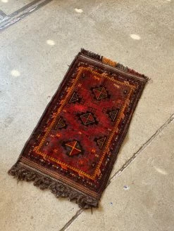 Vintage South American Regal Rug ALL HOME DECOR + ODDITIES