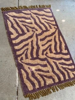 Feng Sway Tufted 80s Inspired Tiger Area Rug