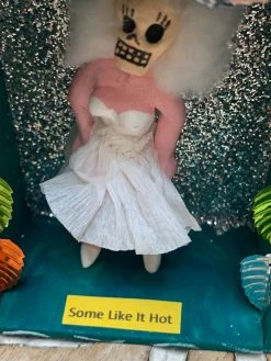 Feng Sway Some Like It HOT ~ In A Box ALTAR TOYS