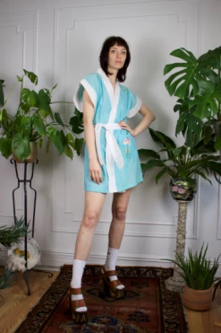 Feng Sway 60s Embroidered Applique Cotton Robe